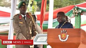 Waheshimiwa jakaya mrisho kikwete (luteni kanali mstaafu au retired lieutenant colonel) na abdulrahman omari kinana. Kikwete Na Kijana Wa Rais Wa Burundi Nkurunziza Watunukiwa Tuzo Ya Shujaa Bbc News Swahili