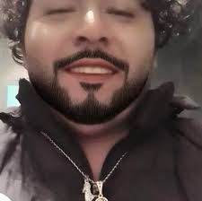 Gracias a la entrega de uniformes gratuitos #ATusÓrdenes, beneficiaremos a  más de 70 mil alumnas y alumnos de preescolar y primaria pública. La  educación de nuestras niñas y niños siempre será nuestra