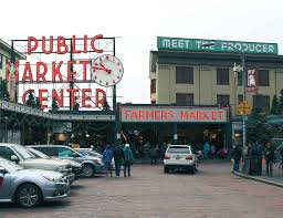 Tag photos and videos #pikeplacemarket for permission to share. Pike Place Market At Christmas 10 Things To Do Wanderbig Com