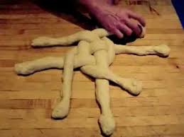 How To Make A Round Braided Challah Youtube Dolci Lievitati Ricette Dolci