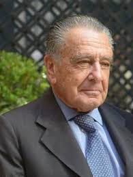 GUIA ARMENIA MENC: EDUARDO EURNEKIAN QUIERE COMPRAR PETROBRAS.