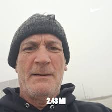 Here are some pics from this winter runs hanging out with my pup and my  wedding day with a Mullet from the 90s...