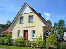 Das haus godewind wurde 2003 komplett saniert und 2013 erneut renoviert. Ferienhaus Godewind Glowe Rugen