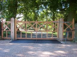 Horse farm entrance gates and barn design gate custom ranch entryways ideas modern designs 10 best with pictures. Driveway Entrance Ideas Of Ranch Designs Rural Gate Entrances Country Entry Acnn Decor