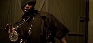 He claims in interviews that he doesn't like gaudy jewelry and big chains no more, why? North Everybody Used To Want This Chain