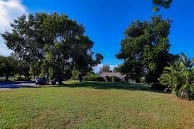 Church For Sale In West Palm Beach Florida 3 25 Acres With Triplex And Home 3 250 000