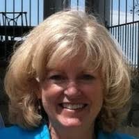 Kim Lipp's Instagram, Twitter & Facebook