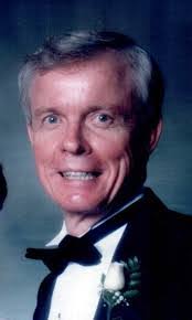 Laura Mrozek's Instagram, Twitter & Facebook