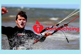 Hiermee wil hij samen met jeroen van der boom geld ophalen voor alzheimer nederland. Archiv Beau Van Erven Dorens Kitesurfpro