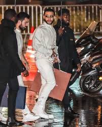 His current girlfriend or wife, his salary and his tattoos. Cavani Verratti And Memphis Depay At Omgvoice Nigeria Facebook