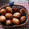 The typical easter game in russia is cracking eggs, which is symbolic of resurrection. Https Encrypted Tbn0 Gstatic Com Images Q Tbn And9gct M03qzx5yquxe4pg5hvl Z3uyxpr8pb8isflp4pudzfkb24yf Usqp Cau
