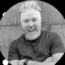 Howard Dierking's Instagram, Twitter & Facebook