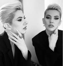 Lidia buble a sustinut recent. Lidia Buble A Spus Tot AdevÄƒrul Despre OperaÈ›iile Estetice A Ajuns Sau Nu Pe Mana Medicului Estetican Wowbiz