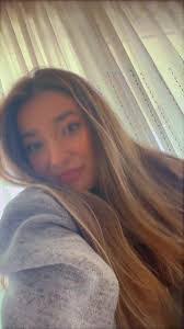 Alida Lopez's Instagram, Twitter & Facebook