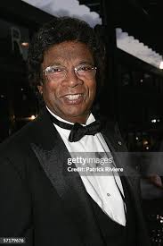 297 Kids For Life Charity Ball Photos & High Res Pictures