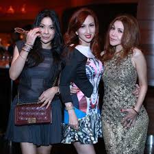 Langgan 'subscribe' untuk berita terbaru artis pujaan anda. 14 Foto Maria Farida Yang Sungguh Menggiurkan Di Private Birthday Party Anaknya