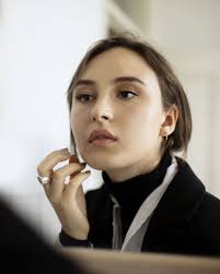 Makeup artist for quince photo shoot?