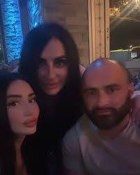 Happy Birthday to my DAUGHTER in law, my LAUNDRY girl, my doctor PARTNER.  @mad0nna.detore . I love we both go to the dr together bc we're both afraid  of getting stuck in