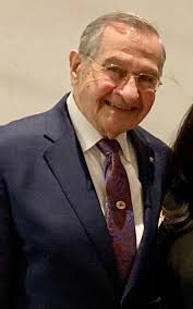 Bumped into Pikesville royalty (Mr. Knish Kenny & Anita Baum) @ Trader  Joe's!!