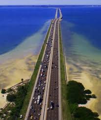 Driving Through The Florida Keys Key West Vacations Places To Travel Scenic Drive