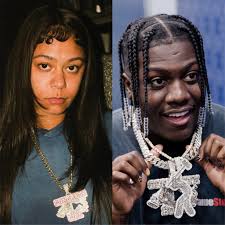KARRAHBOOO says record labels want to buy her out her contract with  #LilYachty 💰😳‼️