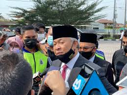 Datuk seri mohd redzuan bin md yusof (jawi: Syafiqah Damanhuri On Twitter Ahli Dewan Negara Datuk Seri Mohd Annuar Zaini Memaklumkan Adun Bersatu Dan Pas Dipanggil Menghadap Sultan Perak Sultan Nazrin Muizzuddin Shah Bagi Mendengar Pendirian Mereka Terhadap Penubuhan Kerajaan