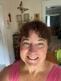 Lorraine Salzano's Instagram, Twitter & Facebook