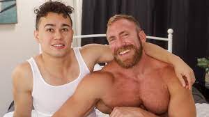 Muscle Daddy Domination! Kit Thorne Is More Than Ready To Submit To Ian  Cage! at GayHoopla