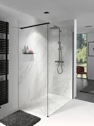 douchetub en douchewandbekleding in keramisch materiaal badkamer badkamer inspiratie droombadkamers