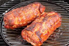 Barbecue Tennessee Schweinerucken Mit Bacon Rezept In 2020 Schweinerucken Lieblingsessen Drehspiess Rezepte