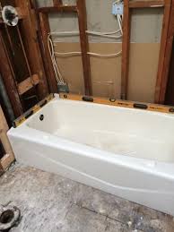 Kohler Villager 60 In Left Hand Drain Rectangular Alcove Bathtub In White K 715 0 The Home Depot Bathtub Installing Bathtub Cast Iron Bathtub