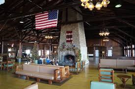 Relax in the rustic beauty and comfort of starved rock lodge, cabins and starved rock inn. Unexpected Beauty At Starved Rock State Park In Northern Illinois