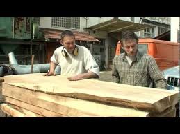 Die baumkante ist zwar optional und muss nicht unbedingt gemacht werden, sieht aber richtig gut denn die kanthölzer mit baumkante müssen noch von rinde befreit und fein abgeschliffen werden. Der Echte Tisch Youtube