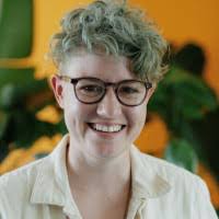 Kellie Hoeffel's Instagram, Twitter & Facebook