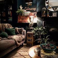 Nice 35 Eclectic Living Room Designs Incorporating Beautiful Mix Of Interior Arts Express Eclectic Living Room Design Dark Living Rooms Eclectic Living Room