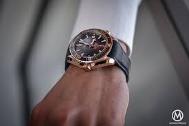 Omega Seamaster Planet Ocean 600 M Co Axial 42 Mm Smaller Is Better Case Study With The 39 5mm Omega Seamaster Planet Ocean 600m Monochrome Watches Omega Seamaster Planet Ocean Omega Seamaster Planet Ocean