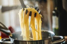 Guardar agua de la pasta. Saber Como Cocer Pasta Correctamente Puede Marcar La Diferencia Y Estas Son Las Seis Claves Para Que Quede Perfecta