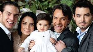 Search, discover and share your favorite eugenio derbez gifs. Eugenio Derbez Sobre Las Carreras Artisticas De Sus Hijos Estan Haciendo Cosas Muy Lindas Rpp Noticias
