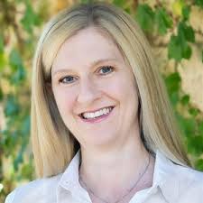 Tracy Mcginnis's Instagram, Twitter & Facebook