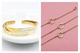 Our wholesale name brand jewelry category includes our selection of retail ready jewelry, packaged and priced by the original retailers, brands, and/or designers. Where To Get Jewelry For Gifting At Different Price Ranges