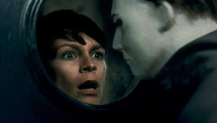RETRO REVIEW: Halloween H2O: Twenty Years Later (1998) - Geeks + Gamers