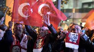 Check spelling or type a new query. Parlamentswahl In Der Turkei Erdogans Akp Hat Die Absolute Mehrheit Zuruck