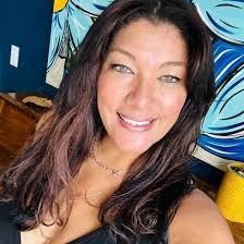 Introduction and friendship in the HH Social Club Hooked group