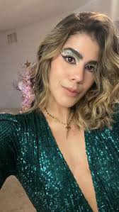 Yo no tengo compe, pregúntaselo a tu compa😛