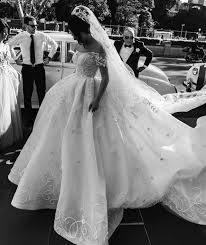 Bringing you the latest wedding inspiration from australia and around the world is just part of what we do! Australia S Top 10 Custom Wedding Dress Designers Wedded Wonderland