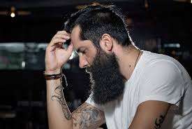 La barba lunga e curata di matrice hipster è ormai storia vecchia, ma un uomo di 58 anni, e un uomo come clooney, può fare quel che vuole. Barba Sfumata Senza Baffi A Punta Tutti I Tipi Di Barba E Che Stile Possono Darti Cinque Cose Belle