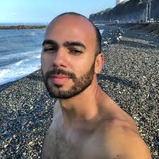 Stream Rafael Leal music