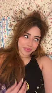 Vidéos de Britney Perez (@unachamaenparis) avec sonido original