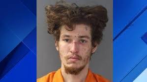 Justin Poff's Instagram, Twitter & Facebook