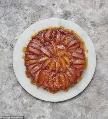 Due to its crumbly consistency, you may need to divide this sweet shortcrust pastry into small balls in order to line a tart tin. Mary Berry Classic Apple Tarte Tatin Daily Mail Online